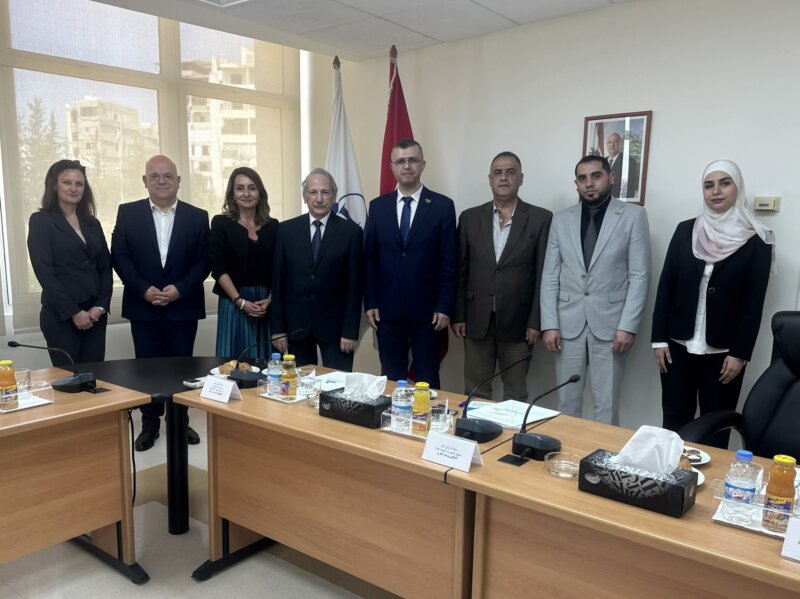 زيارة وفد هيئة المواصفات والمقاييس العربية السورية إلى معهد البحوث الصناعية